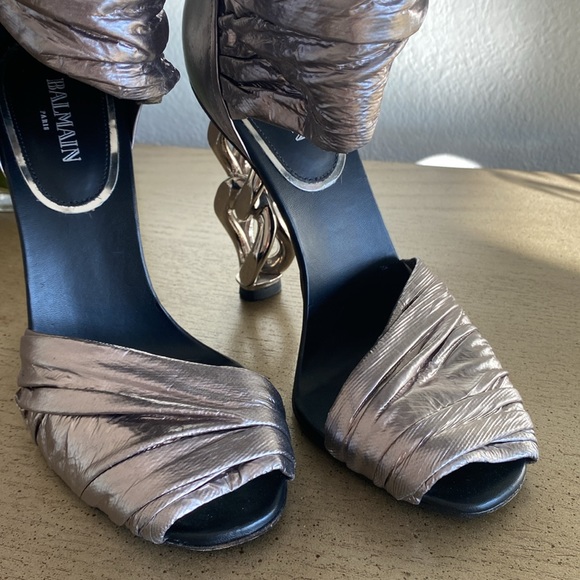 Balmain Ivy Wrap Chain Heel Sandal Runway shoe 38 preloved - Picture 14 of 17